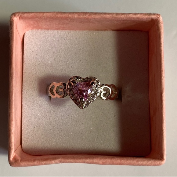 Silver Pink Topaz CZ Heart Ring - Picture 2 of 11